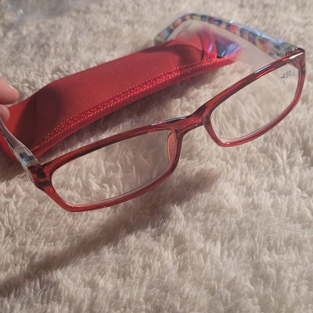 +4.50 Reading glasses